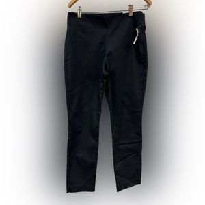 NWT- Old Navy Black Jack High Rise Skinny Pixie Pant Size 8